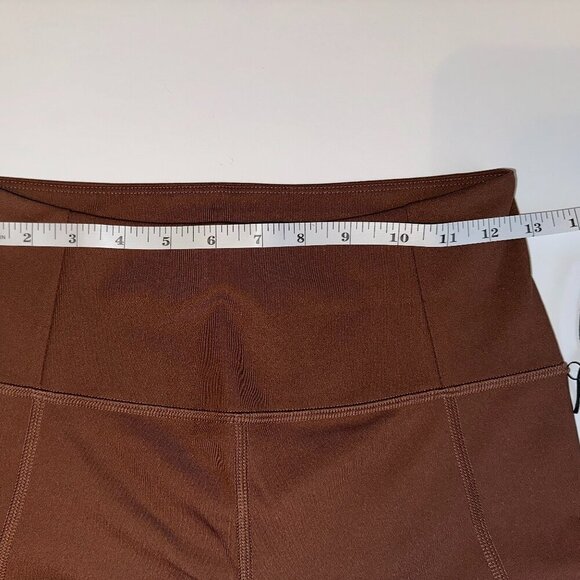 Girlfriend Collective Compressive High-Rise Capri Brown Size Medium - Picture 6 of 9